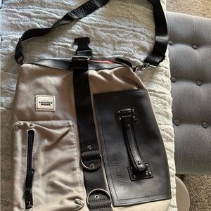 Black and Tan Men's Messenger Bag